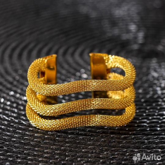 Кольцо для салфетки «Трипл», 54,52,5 см, цвет золо