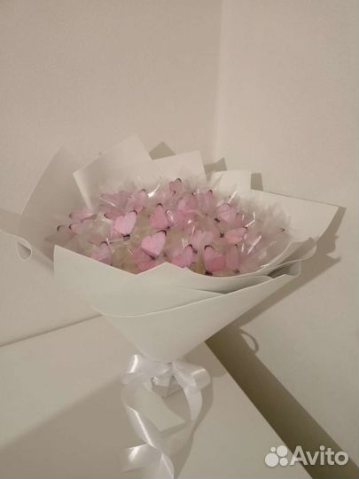 Светящийся букет из бабочек