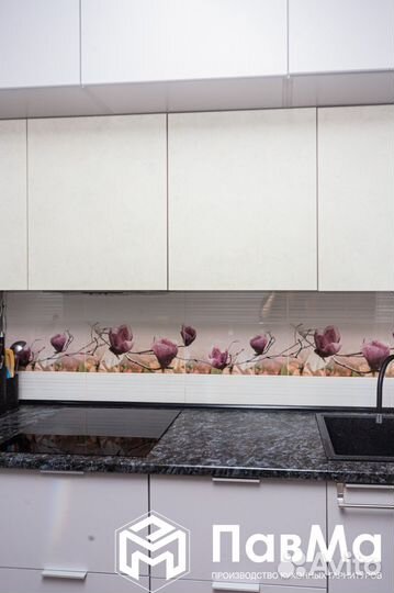 Кухонные гарнитуры в эмали с подсветкой 140