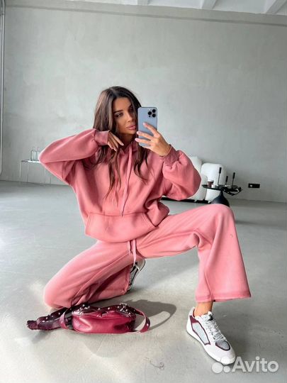 Костюм спортивный