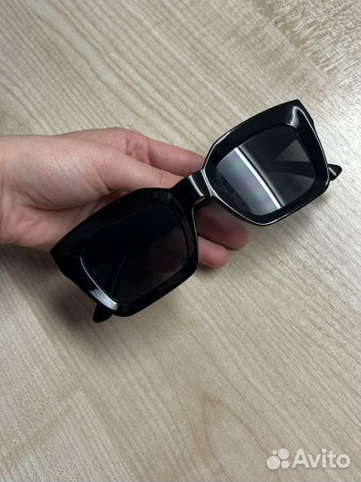 Солнцезащитные очки женские