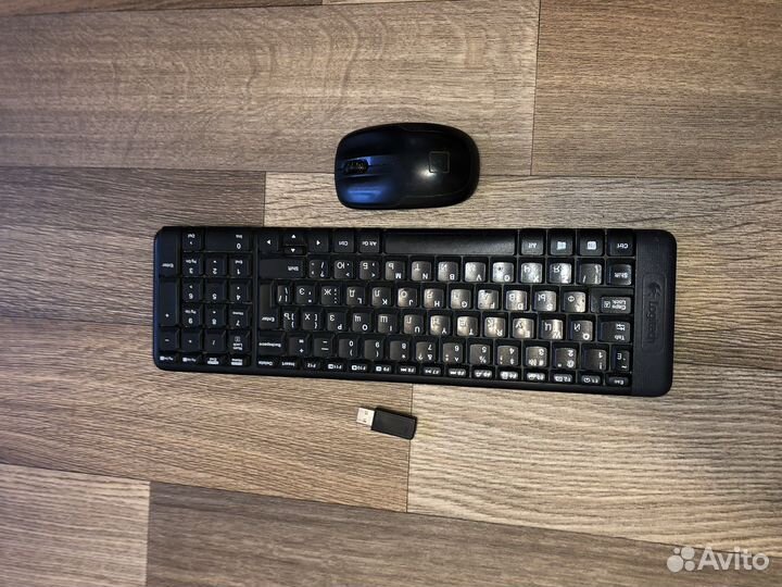 Беспроводная клавиатура и мышь logitech