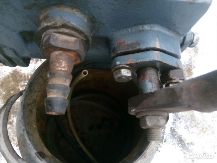 Водяной насос ручной