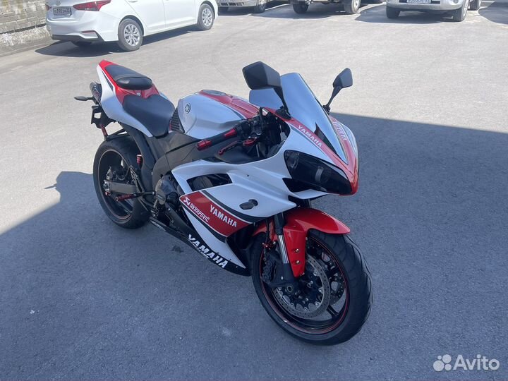 Yamaha R1