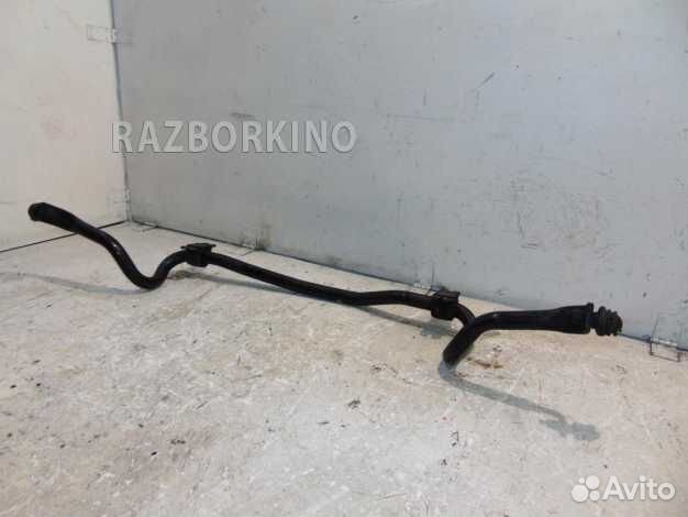 Стабилизатор передний