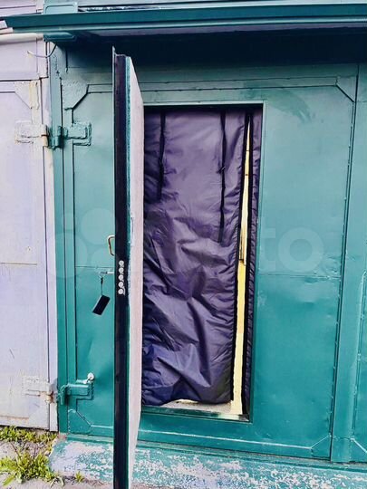 Гараж, > 30 м²