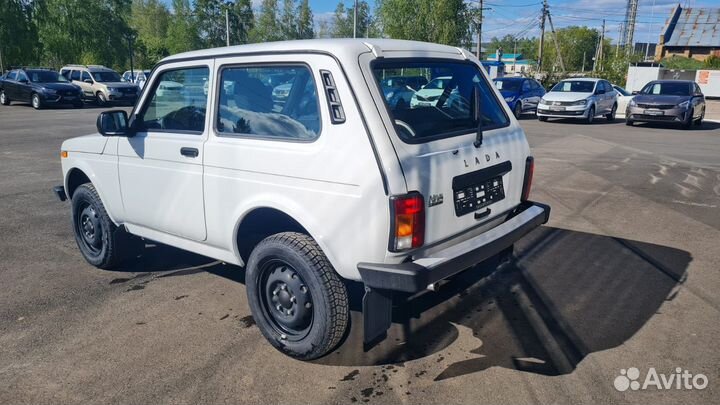 ВАЗ Niva Legend 1.7 МТ, 2023