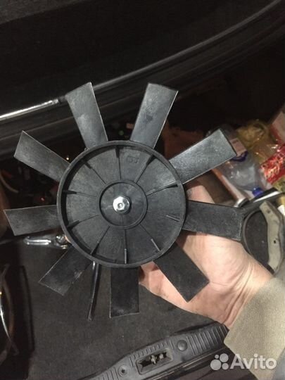 Мотор реверсный для грибка вытяжки автомобиля