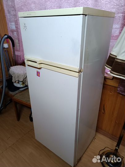 Холодильник атлант бу
