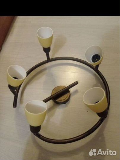 Светильник потолочный