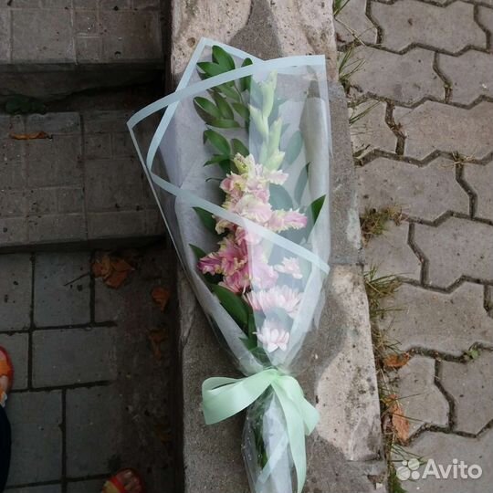 Букеты из живых цветов