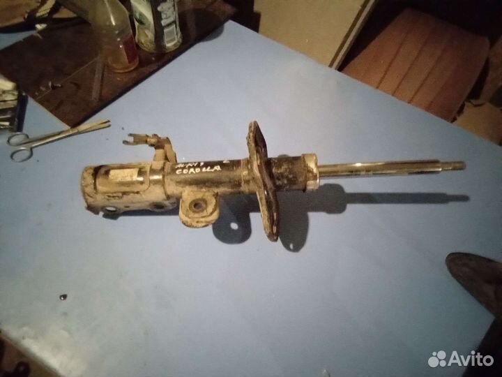 Тойота аурис королла