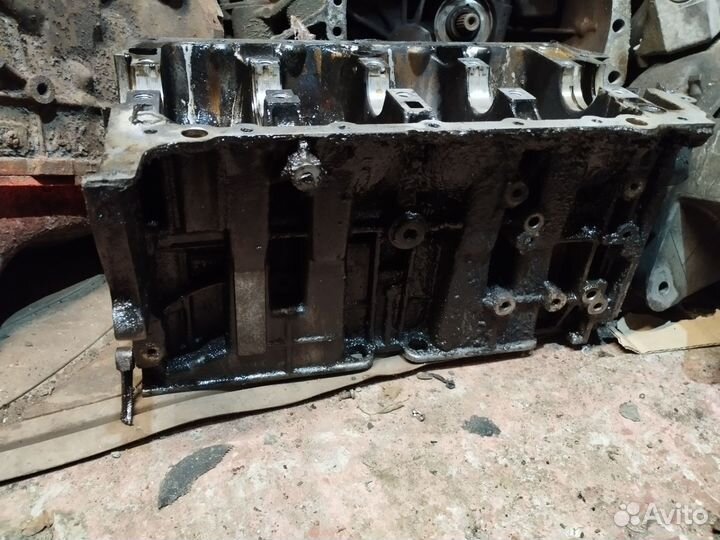 Блок цилиндров Peugeot 307 KFW