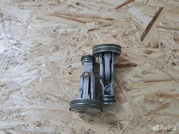 Поршень с кольцами компрессора