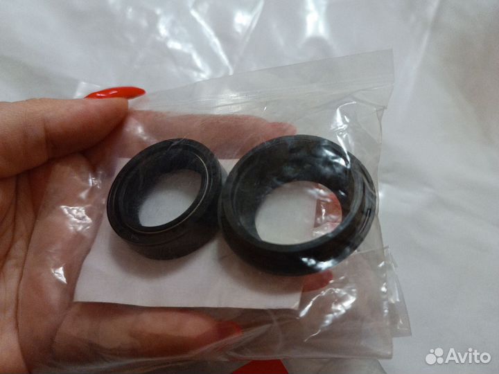 Пыльники сальники Honda Tact AF75 AF79