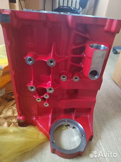 Блок цилиндров Cummins 2 8