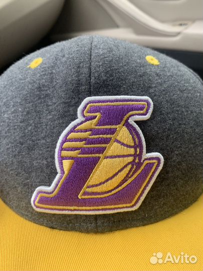 Бейсболка мужская Adidas originals NBA Lakers