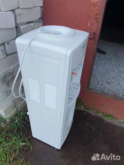 Кулер для воды напольный бу