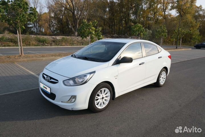 Hyundai Solaris 1.6 AT, 2011, 246 426 км