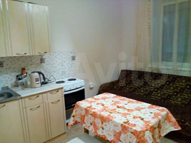 1-к. квартира, 40 м², 1/10 эт.