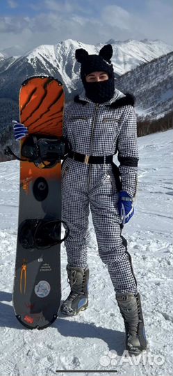 Горнолыжный комбинезон женский
