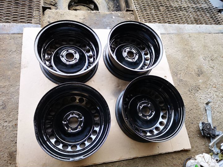 Комплект штампованных дисков R16 5*105 ET39 GM