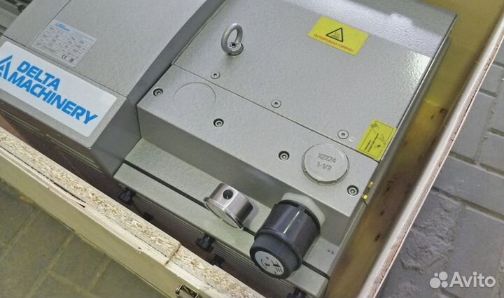 Роторно-пластинчатый вакуумный насос