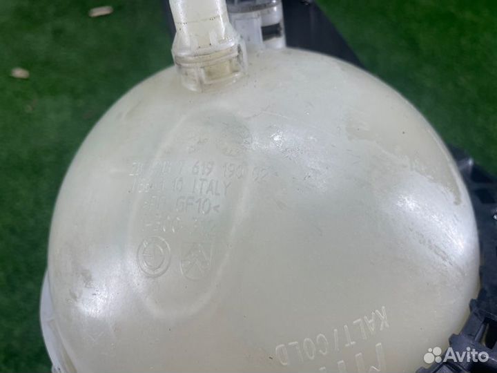 Бачок расширительный Bmw 5 F10 N20B20 2011