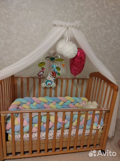 Балдахин 9 метром, 2 шикарный помпона + держатель