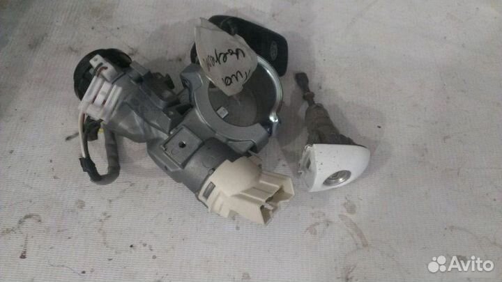 Замок зажигания Kia Cerato