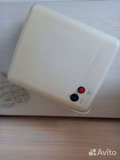 Лампа для ногтей