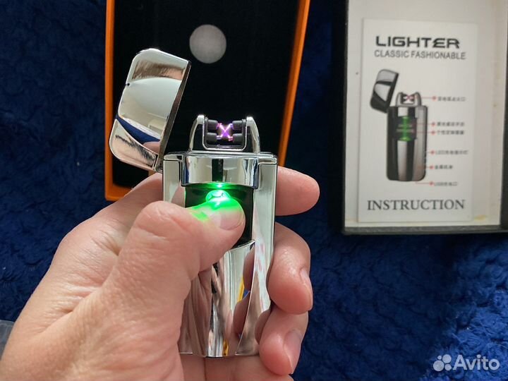 Электронная зажигалка в подарок