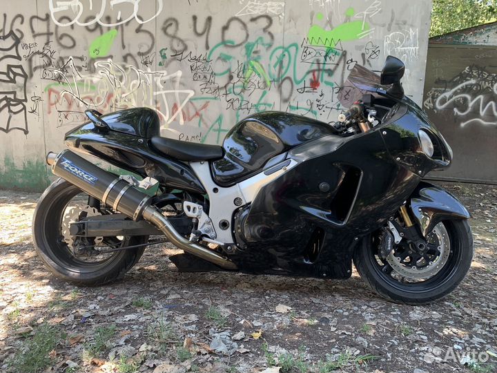Suzuki gsx1300r hayabusa