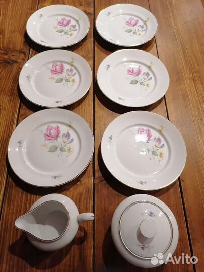 Столовый сервиз 