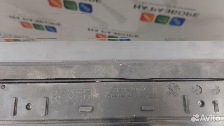 Форточка в крыло задняя левая Land Rover Range