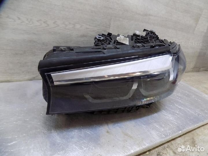 Фара левая BMW 5-Series/M5