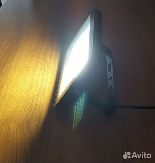 Светодиодные прожекторы уличные 20-300Вт