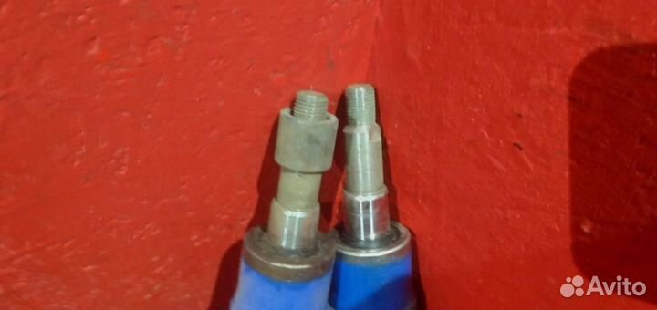 Москвич 2141 патрон амортизатора передние к-кт