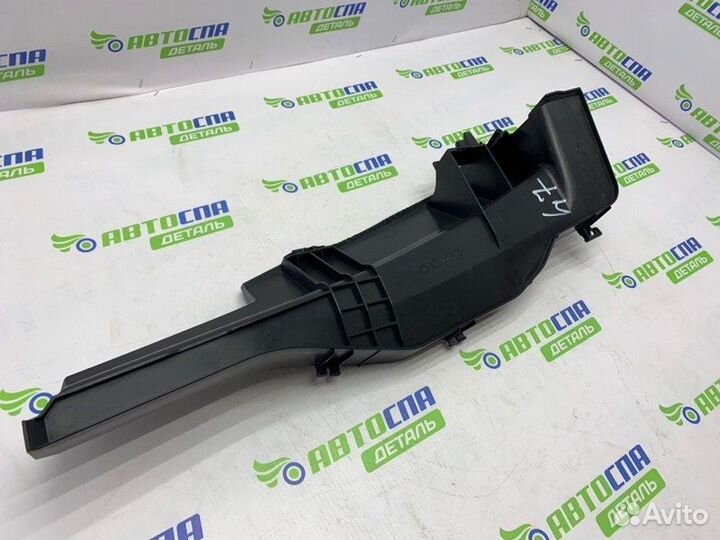 Решетка капота жабо Mazda Cx-30 кроссовер бензин