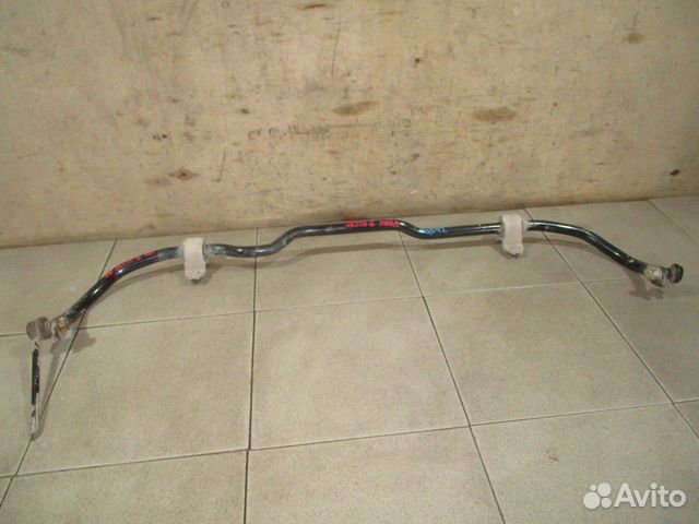 Стабилизатор передний VW Jetta 6 (1B)