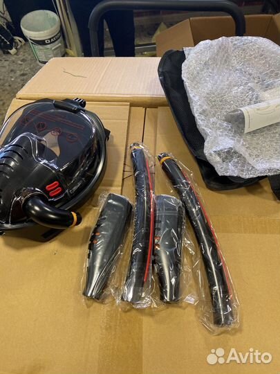 Маска для подводного плавания с трубкой