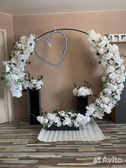 Свадебная арка и Фото зоны