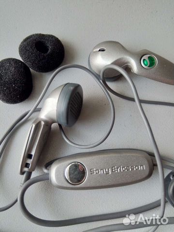 Наушники Sony Ericsson с микрофоном