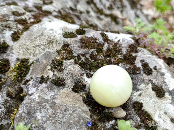 Шар из камня Оникс