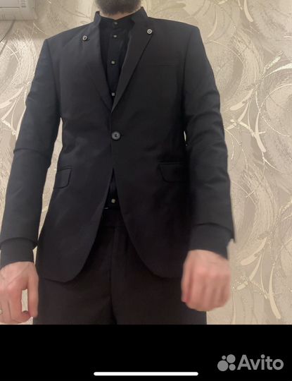 Мужской костюм