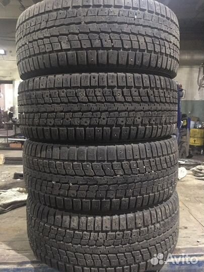Dunlop SP Winter Ice 01 205/55 R16
