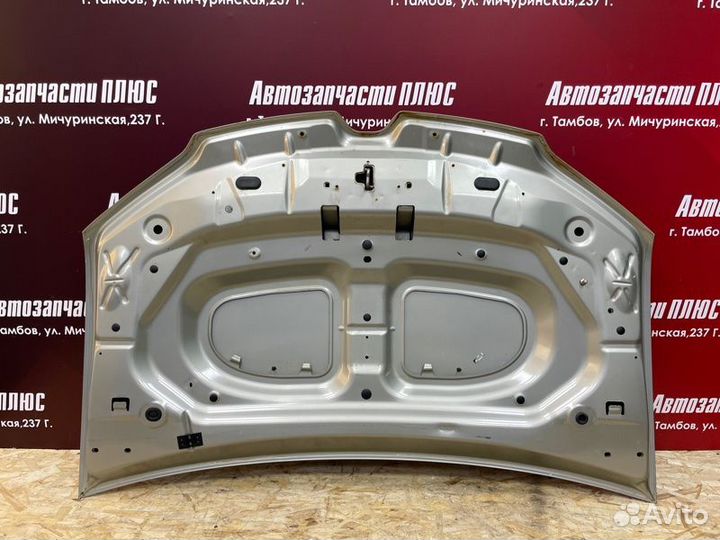 Капот Renault Logan