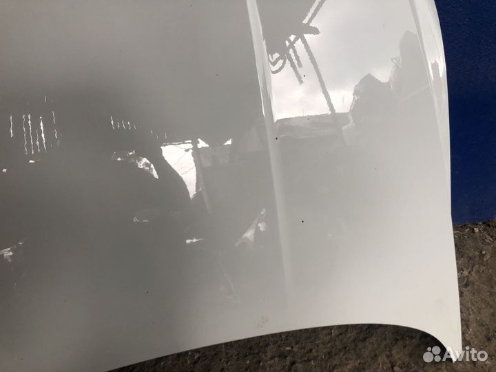 Капот Volkswagen Polo 6