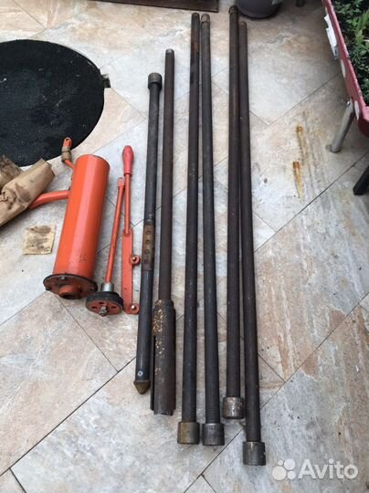 Водяной насос помпа