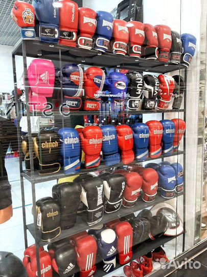 Боксерские перчатки в магазине от 6 до 18 унц